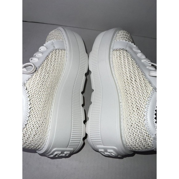 Casadei Nexus Hanoi Woman’s White On White Size US 8 1/2 EUC Made In Italy - Picture 9 of 16